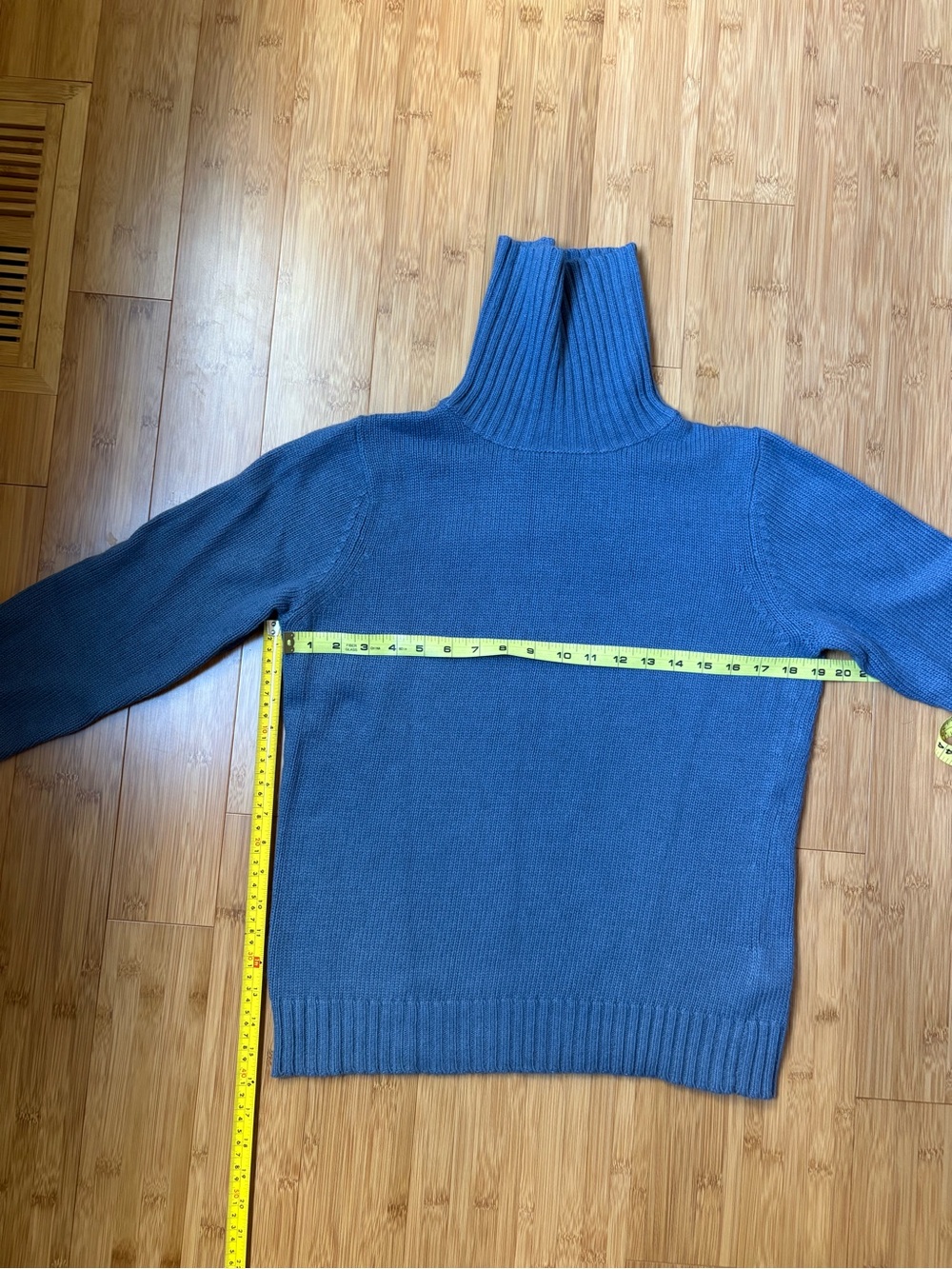 Cashmere blend Boden turtleneck